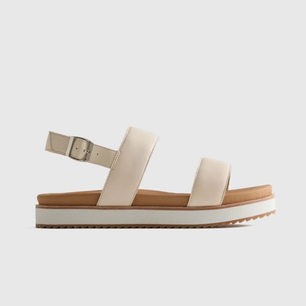 NWT Quince - Italian Leather Platform Sandal - Color Bone - Size 10